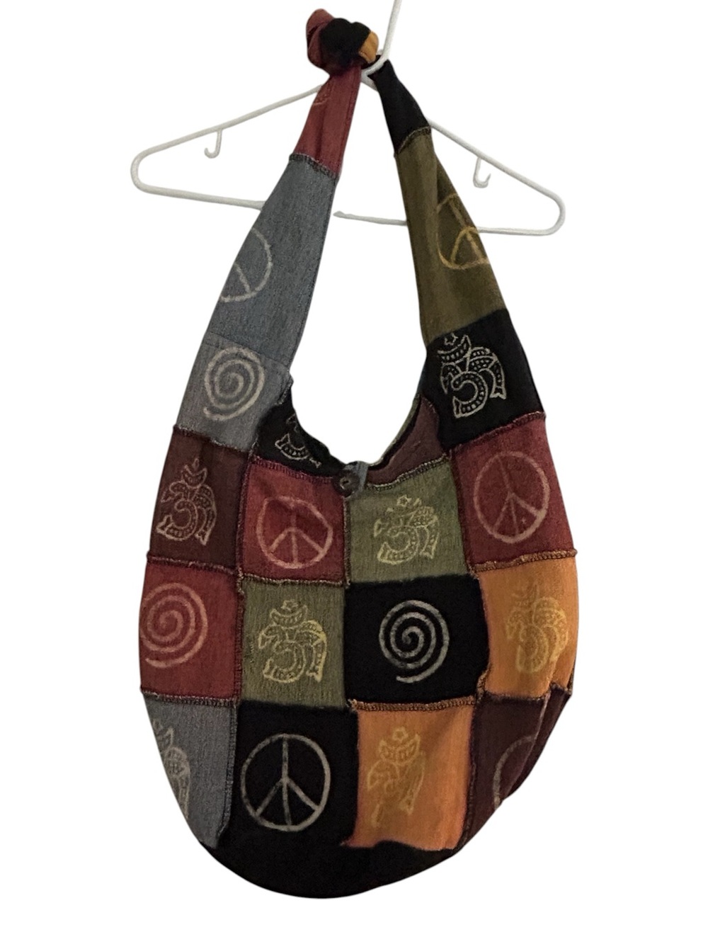 Patchwork Hippie Hobo Chic Sling Cloth Bag  EUC  Fall Casual